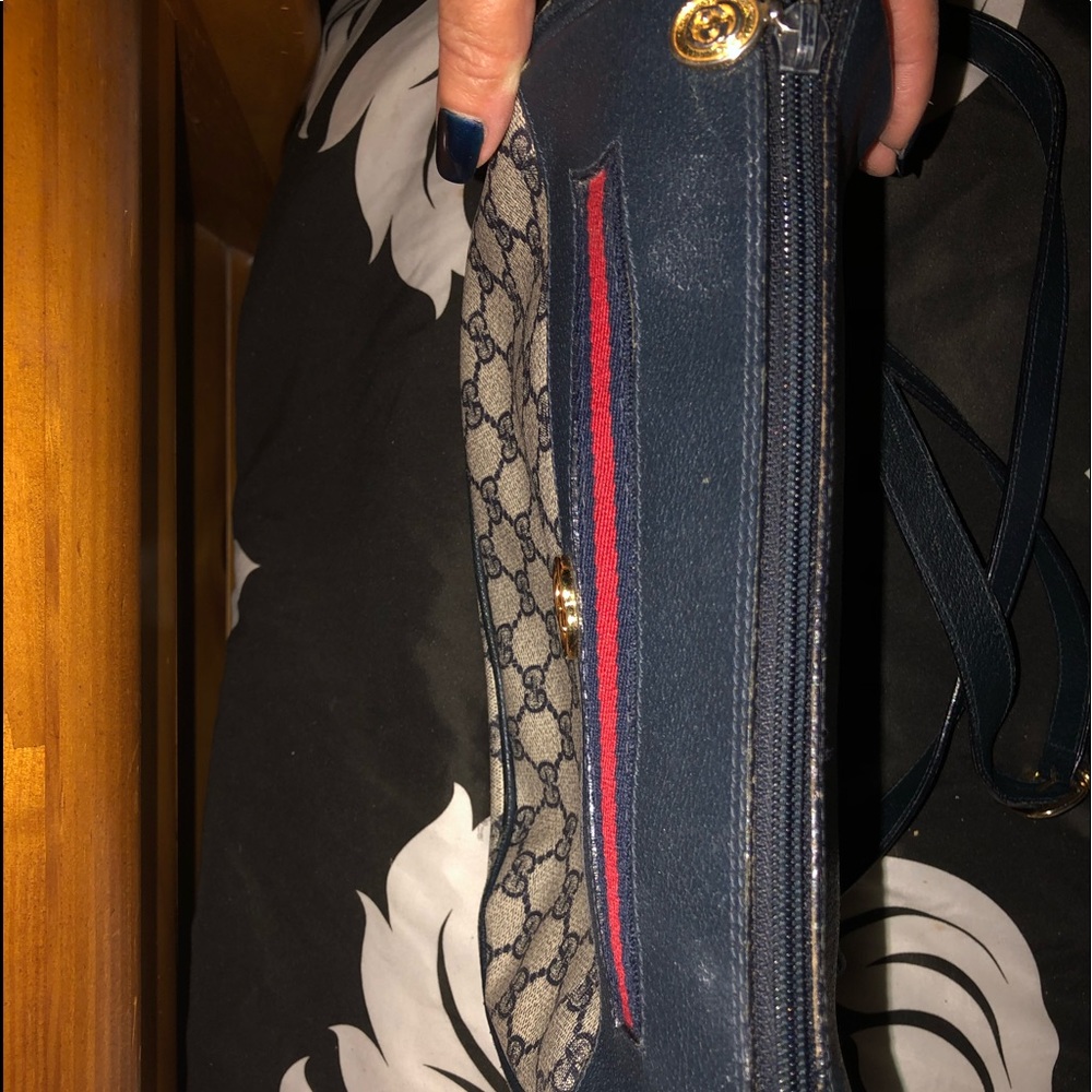 Authentic Gucci Monogram Crossover Bag - Picture 9 of 10